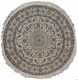 Nain Persian Rug