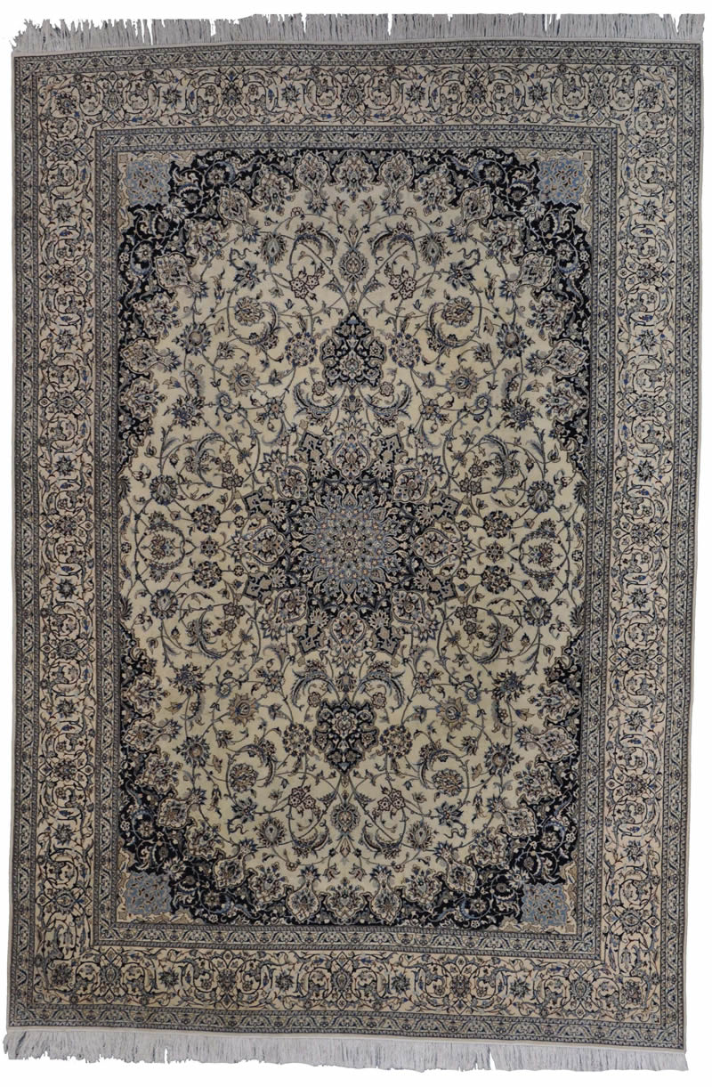 Nain Persian Rug