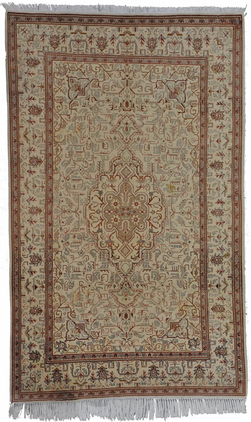 Kashan Persian Rug