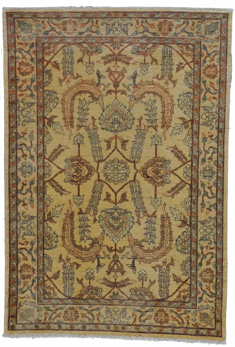 Peshawar Pakistani Rug