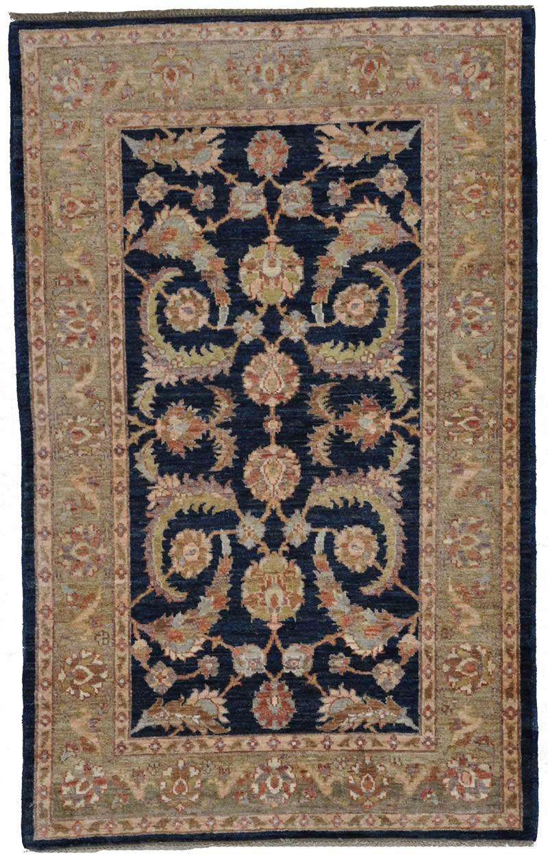 Peshawar Pakistani Rug